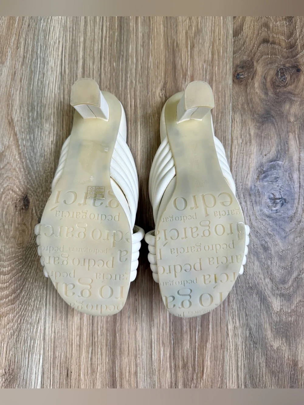 Pedro Garcia Cream Padded Leather Slide Sandals Block Heel Size 38.5